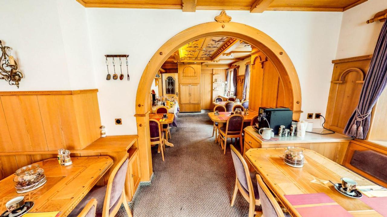 Schweizerhof Hotel Mels ภายนอก รูปภาพ