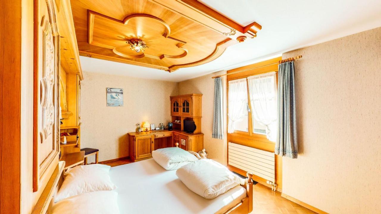 Schweizerhof Hotel Mels ภายนอก รูปภาพ
